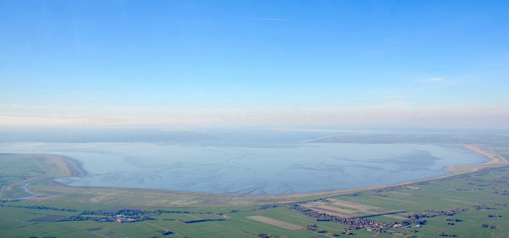 Blick über den Jadebusen bei Varel und Dangast